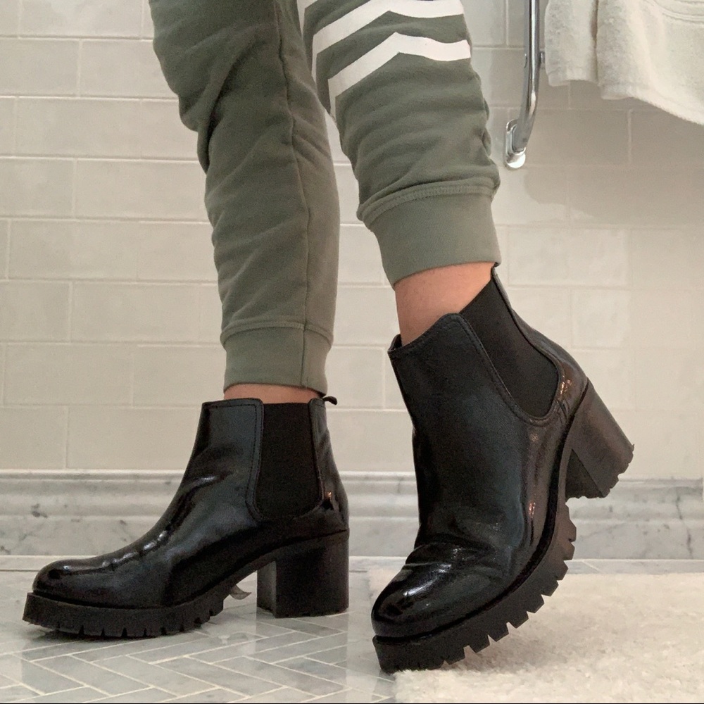 Like new LF Jane and the shoe Chunk heel boots